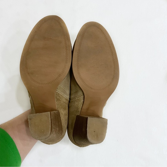 Artisan by Zigi Sindy Suede Ankle Booties - Picture 8 of 10